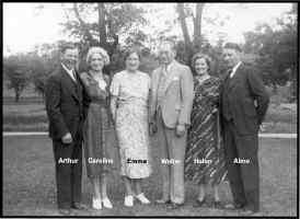 JPG_Arthur_Caroline2.jpg (93195 bytes)